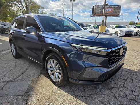 Used 2023 Honda CR-V EX-L image 3