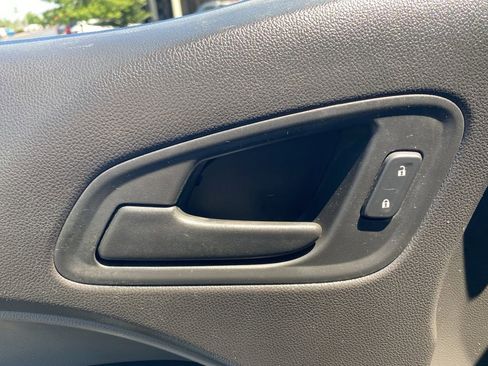 Used 2016 Chevrolet Colorado W/T RWD image 15
