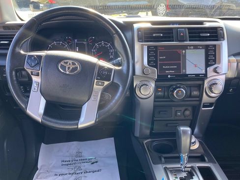 Used 2023 Toyota 4Runner SR5 Premium AWD/4WD image 9