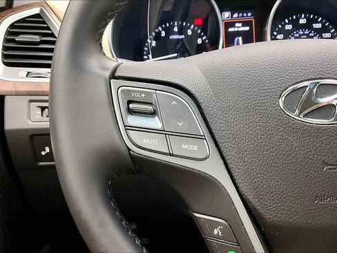 Used 2018 Hyundai Santa Fe Sport AWD/4WD image 19