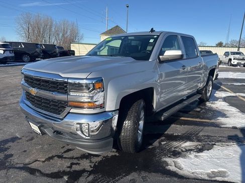 Used 2018 Chevrolet Silverado 1500 LT w/ All Star Edition image 7