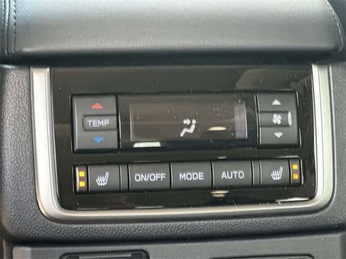 Used 2025 Subaru Ascent Bronze Edition image 20