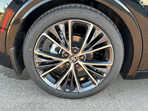 New 2026 Toyota Prius XLE image 10