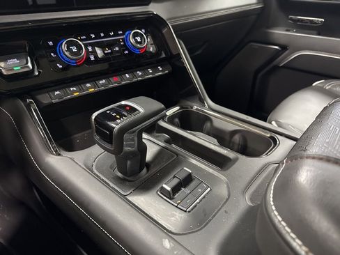 Used 2024 GMC Sierra 1500 AT4X image 21