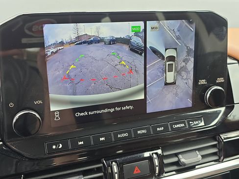 Certified 2023 Nissan Pathfinder Platinum image 22