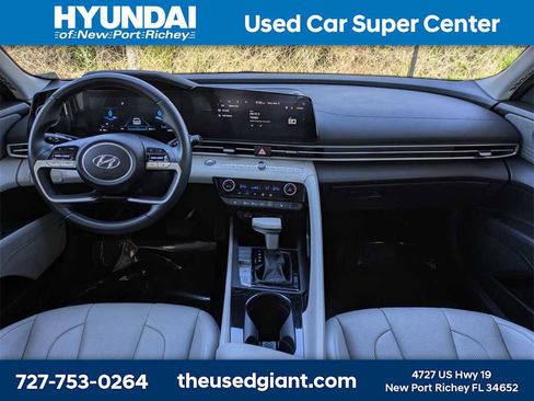Used 2023 Hyundai Elantra Limited image 15