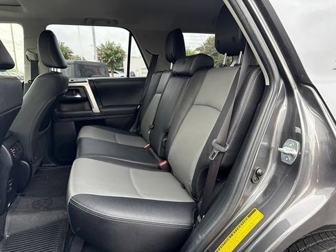 Used 2019 Toyota 4Runner SR5 Premium AWD/4WD image 8