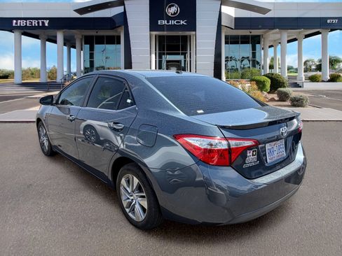 Used 2016 Toyota Corolla LE Premium FWD image 2