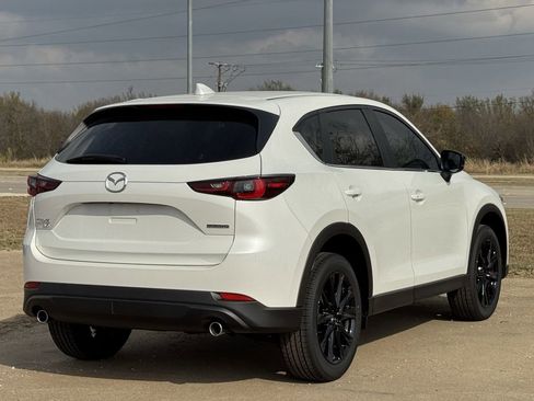 New 2025 MAZDA CX-5 Carbon Edition image 4