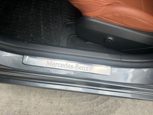 Used 2024 Mercedes-Benz C 300 Sedan image 23