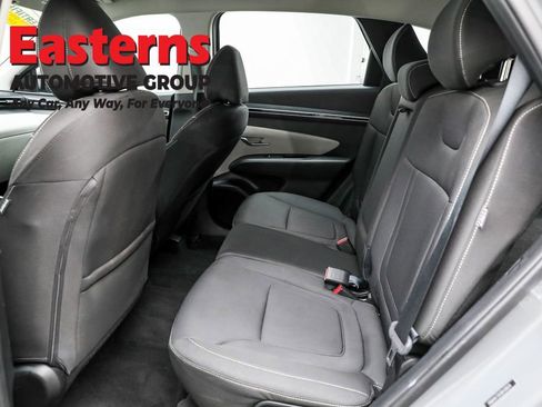 Used 2024 Hyundai Tucson SE image 22