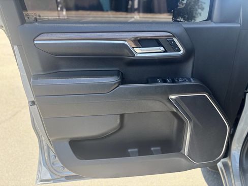 Used 2023 Chevrolet Silverado 1500 LT w/ Protection Package AWD/4WD image 25