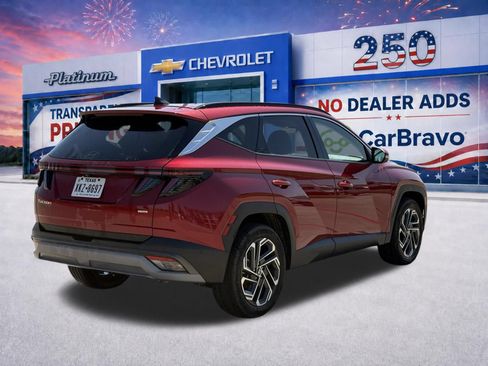 Used 2025 Hyundai Tucson Limited AWD/4WD image 7