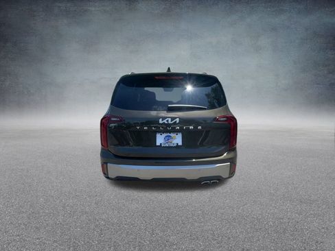 Used 2025 Kia Telluride S image 20