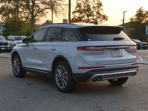 New 2026 Lincoln Corsair Premiere image 5