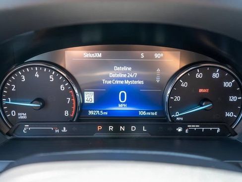 Used 2023 Ford Explorer XLT w/ Equipment Group 202A AWD/4WD image 23