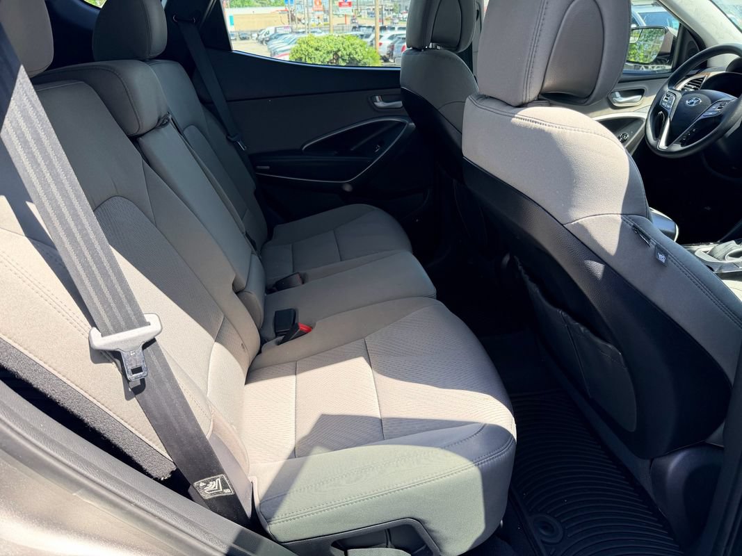 Used 2018 Hyundai Santa Fe Sport w/ 2.4L Value Package 02 FWD image 15