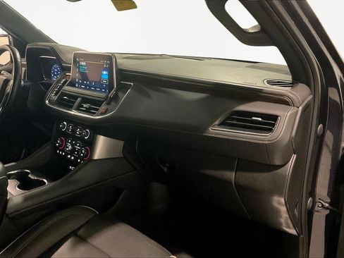Used 2023 Chevrolet Suburban Premier AWD/4WD image 27