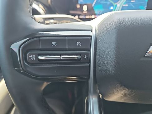 Used 2024 Chevrolet Colorado ZR2 w/ ZR2 Convenience Package III image 22