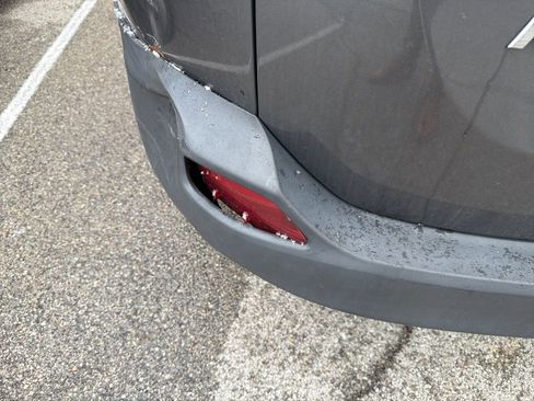 Used 2015 Toyota RAV4 LE image 8