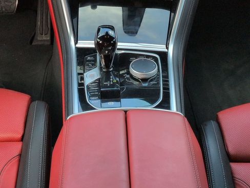 Used 2025 BMW M850i xDrive AWD/4WD image 19