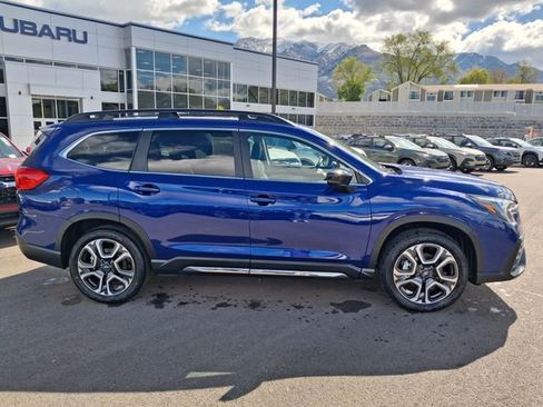 New 2026 Subaru Ascent Limited AWD/4WD image 2