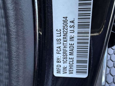Used 2024 RAM 1500 Limited AWD/4WD image 21