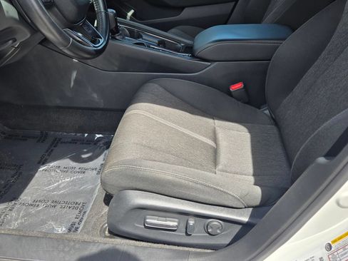 Used 2024 Honda Accord Sport image 10