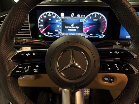 New 2026 Mercedes-Benz GLS 450 4MATIC image 23