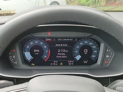 New 2025 Audi Q3 2.0T Premium image 26