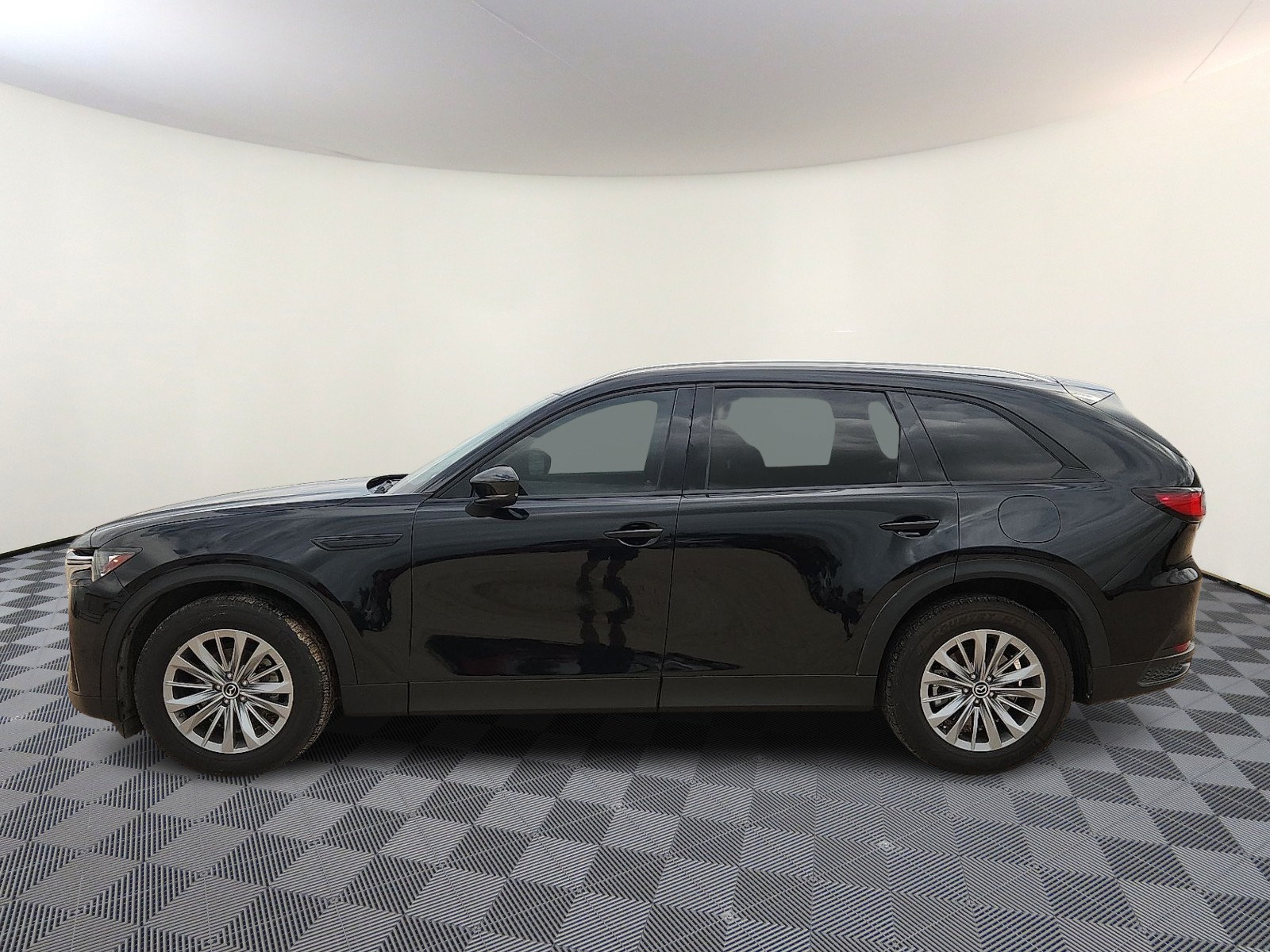 Used 2024 MAZDA CX-90 3.3 Turbo w/ Preferred Plus AWD/4WD image 2