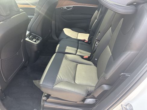 Used 2023 Volvo XC90 B6 Plus AWD/4WD image 20