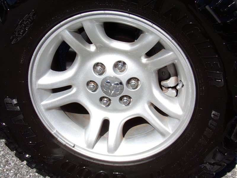 Used 2004 Dodge Dakota 4x4 Regular Cab w/ Tire & Handling Group image 15