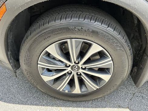 Used 2025 INFINITI QX60 Pure FWD image 9