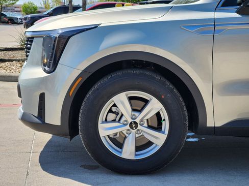 New 2026 Kia Sorento LX image 5