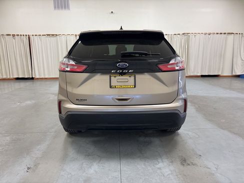 Used 2021 Ford Edge SE FWD image 7