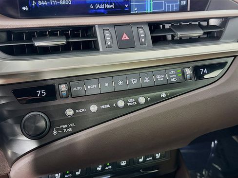 Used 2019 Lexus ES 350 Ultra Luxury image 19