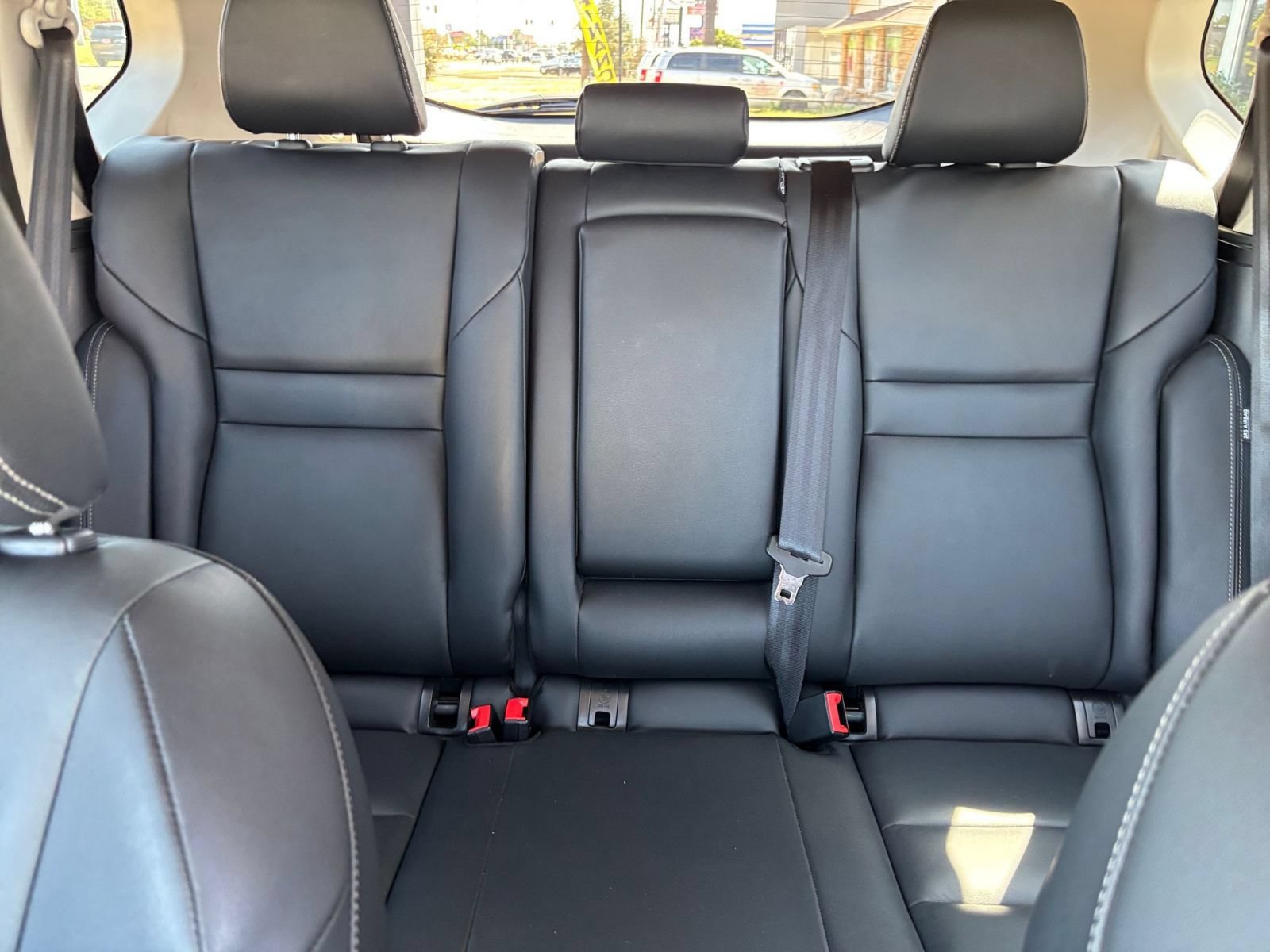 Used 2026 Nissan Rogue SL FWD image 40
