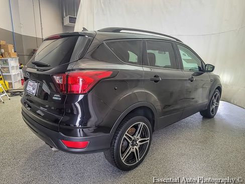 Used 2019 Ford Escape SEL AWD/4WD image 8