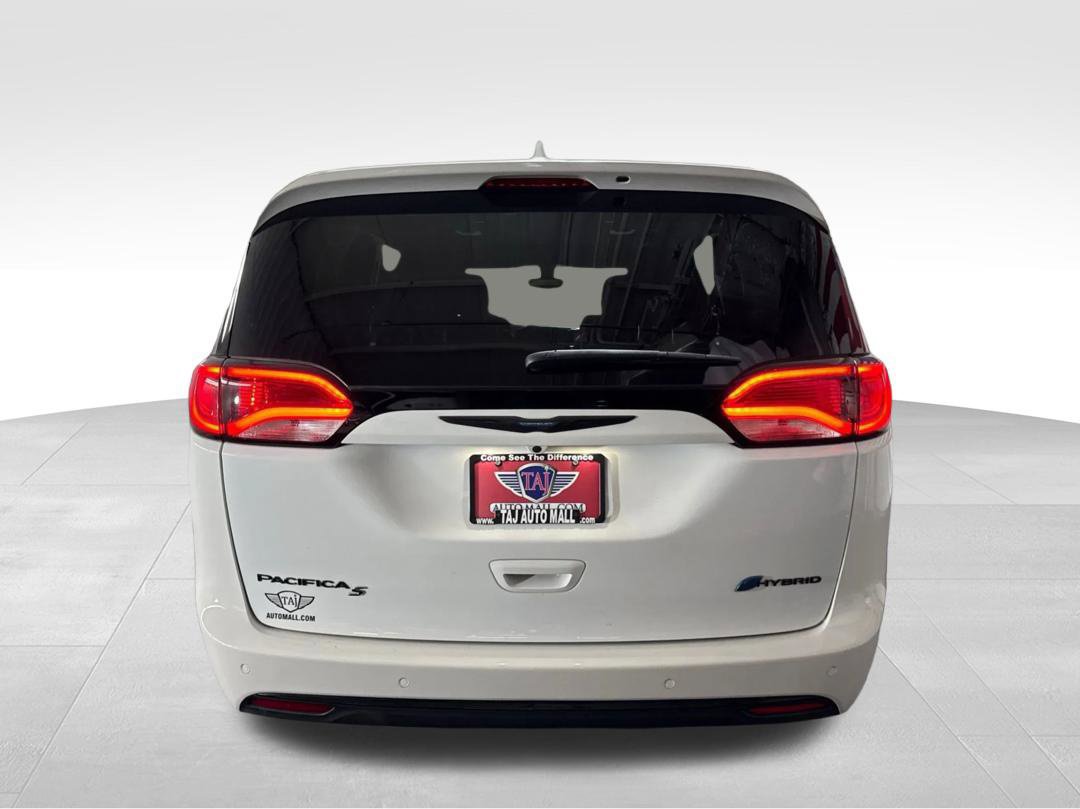 Used 2020 Chrysler Pacifica Touring w/ S Appearance Package FWD image 6