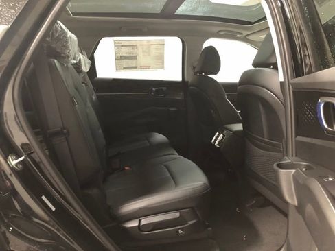 New 2026 Kia Sorento S w/ S Panoramic Sunroof Package image 10