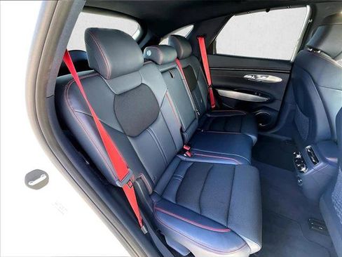 Used 2023 Genesis GV70 2.5T w/ Sport Prestige Package image 29