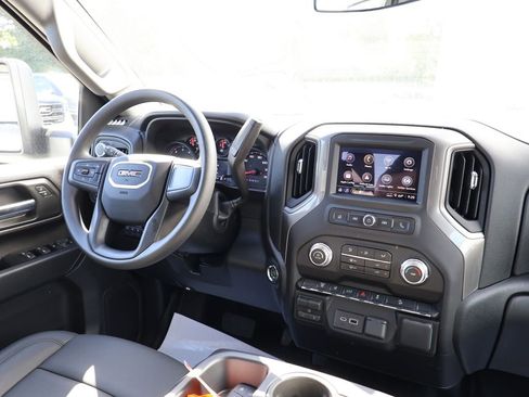 New 2026 GMC Sierra 2500 Pro AWD/4WD image 26