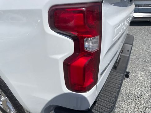 Used 2019 Chevrolet Silverado 1500 LTZ w/ LTZ Premium Package AWD/4WD image 12