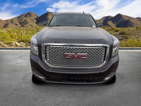 Used 2016 GMC Yukon XL Denali AWD/4WD image 7
