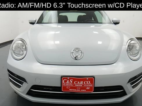 Used 2018 Volkswagen Beetle 2.0T SE FWD image 2