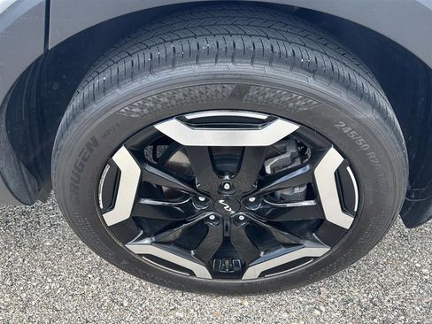 Certified 2024 Kia Telluride S FWD image 10
