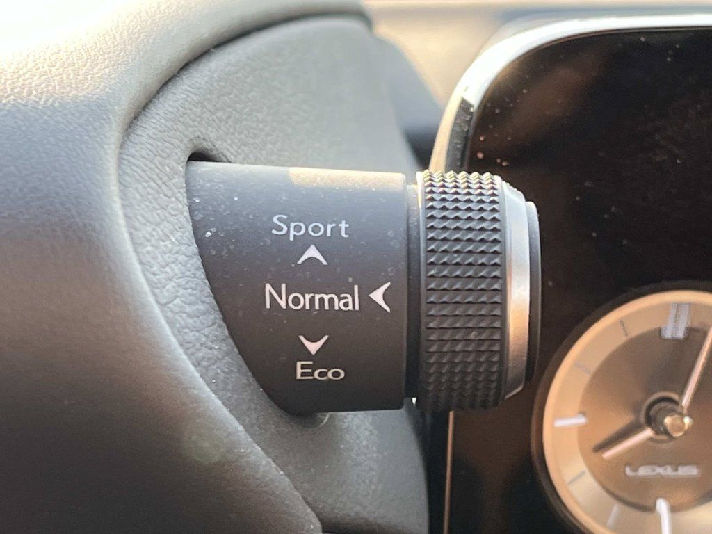 Used 2023 Lexus ES 350 w/ Premium Package FWD image 44