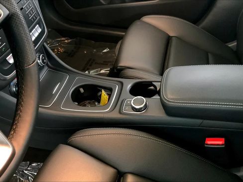 Certified 2019 Mercedes-Benz CLA 250 4MATIC image 17
