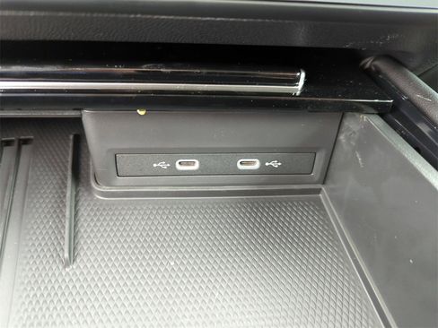 New 2026 Volkswagen Atlas Peak Edition image 29